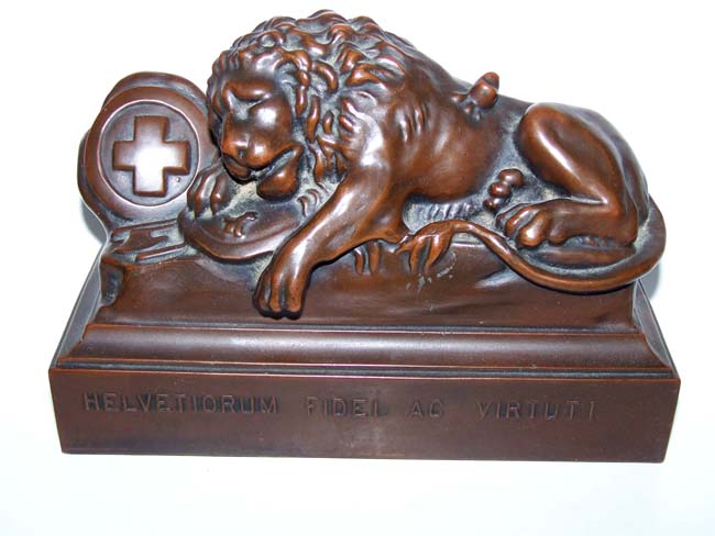 A fine pair of Antique Bookends by Jennings Brothers circa 1925 depicting the Lions of Lucerne